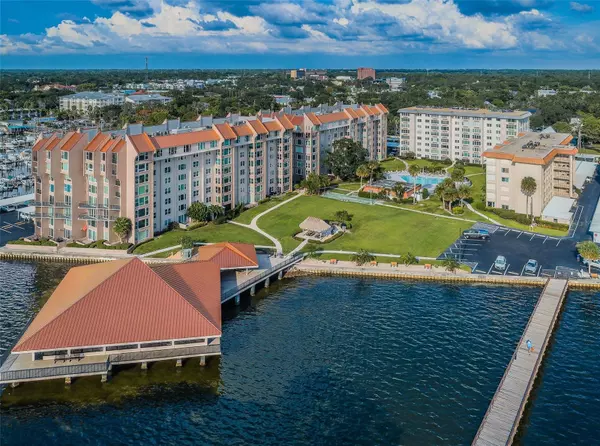 634 EDGEWATER DR #541,  Dunedin,  FL 34698
