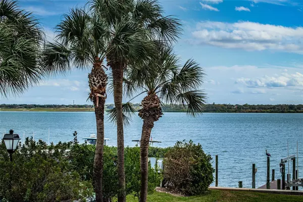 Clearwater, FL 33767,240 SAND KEY ESTATES DR #211