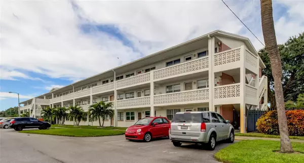 1001 77TH AVE N #204, Saint Petersburg, FL 33702