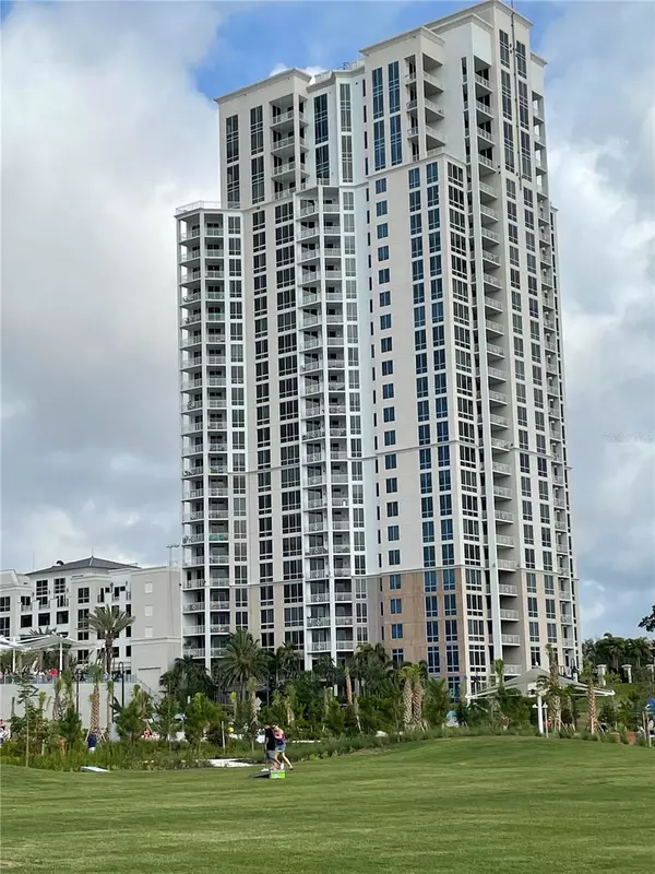 331 CLEVELAND ST #1706, Clearwater, FL 33755