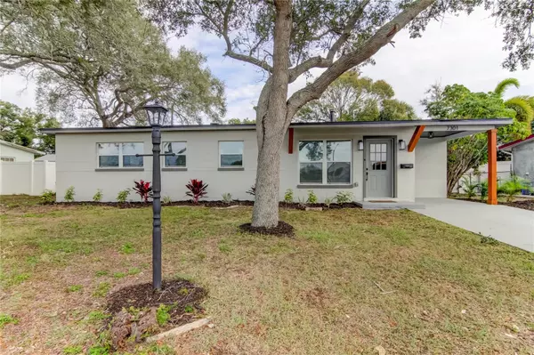 7301 18TH ST N, St Petersburg, FL 33702