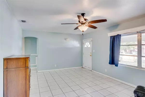 Fort Pierce, FL 34950,1108 MAYFLOWER RD
