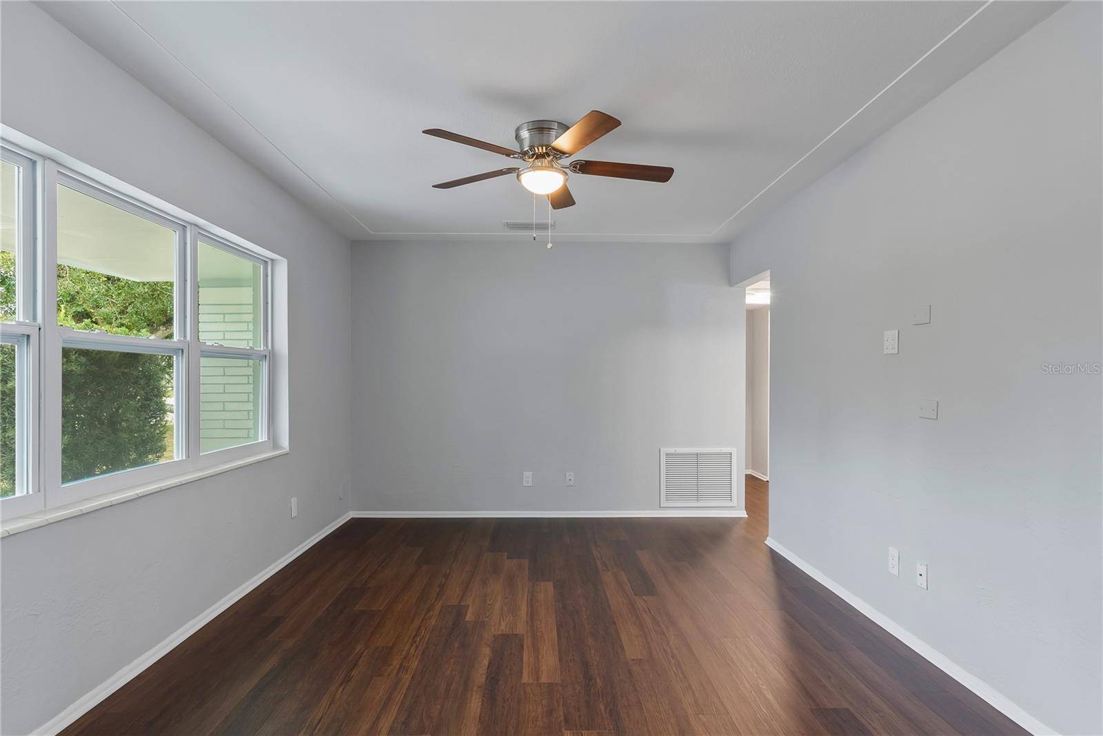St Petersburg, FL 33703,1595 58TH AVE N