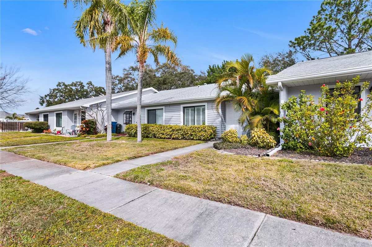 Dunedin, FL 34698,223 SOMERSET CIR N