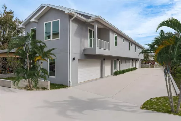 310 HIBISCUS ST, Tarpon Springs, FL 34689