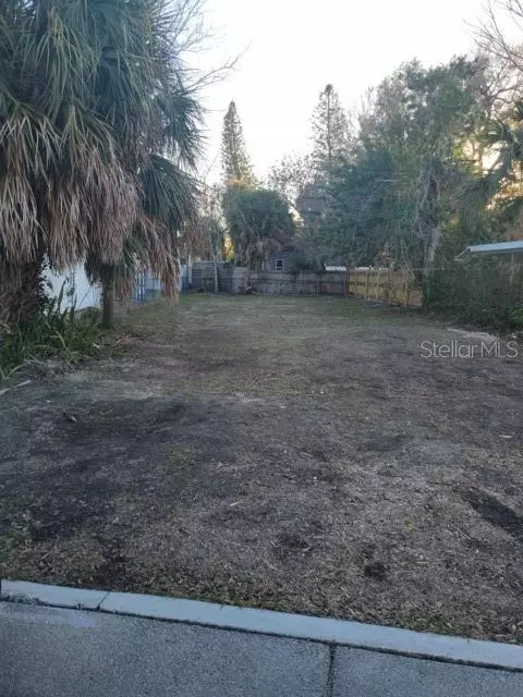 Madeira Beach, FL 33708,13222 3RD ST E