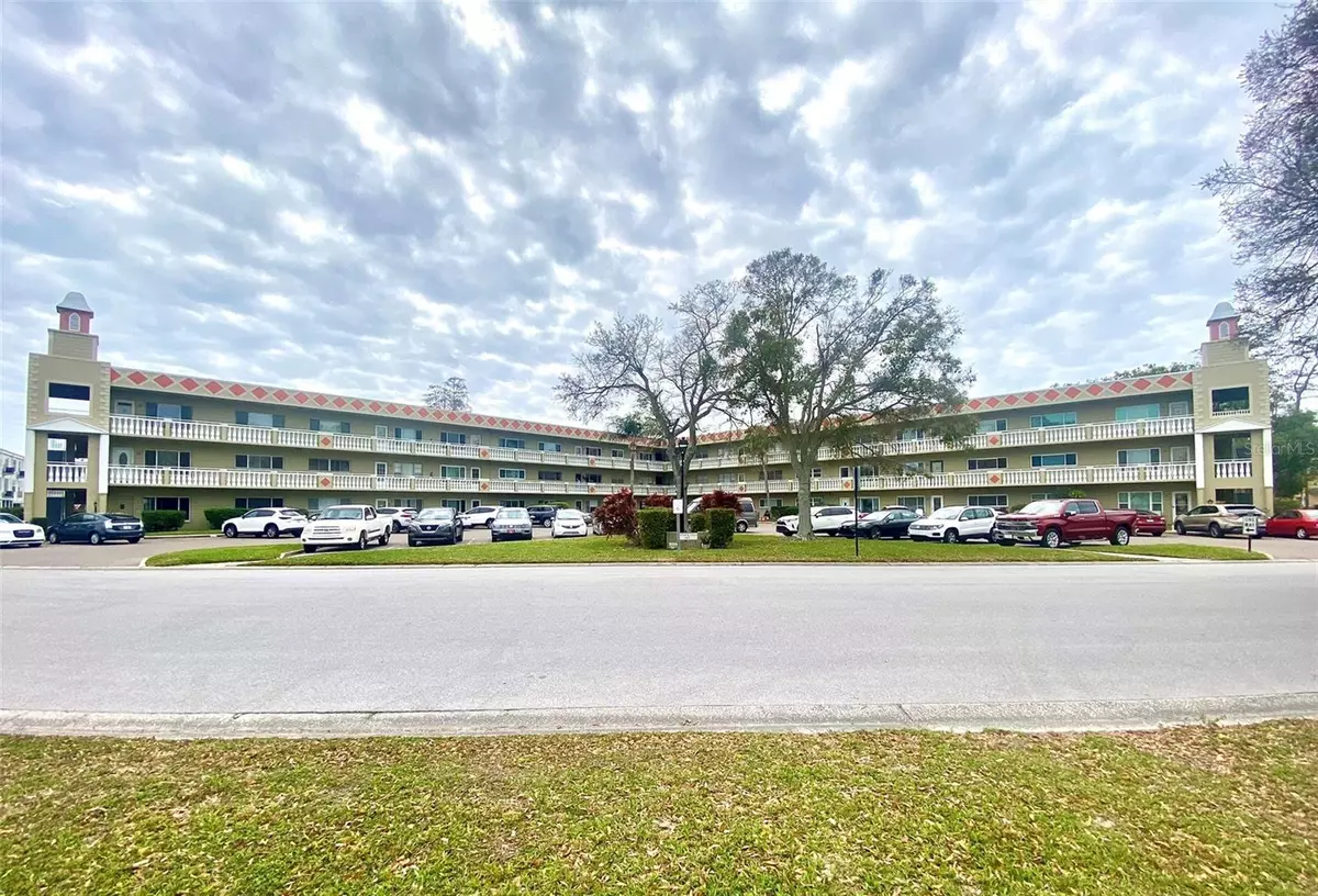 Clearwater, FL 33763,2427 FINLANDIA LN #25