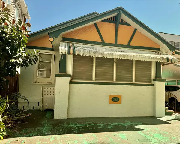 339 MOFFETT CT N, St Petersburg, FL 33701