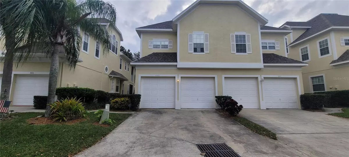 Tarpon Springs, FL 34689,98 S HIGHLAND AVE #202