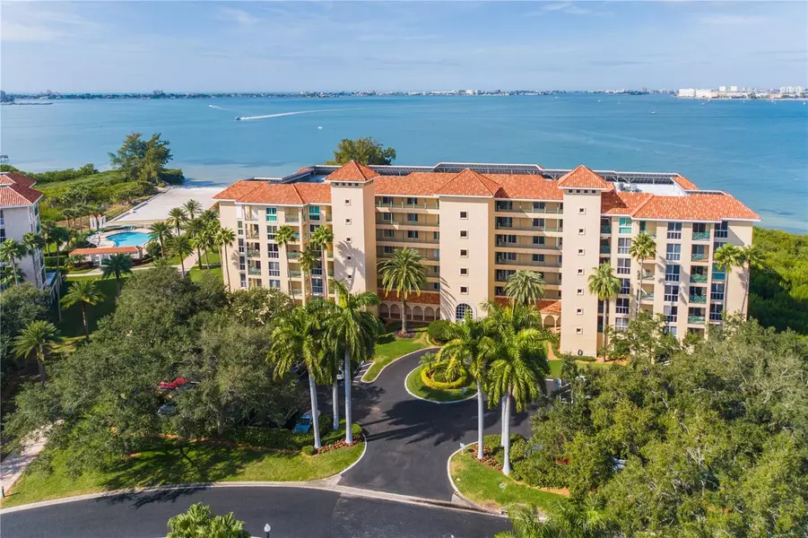 4737 DOLPHIN CAY LN S #204, St Petersburg, FL 33711