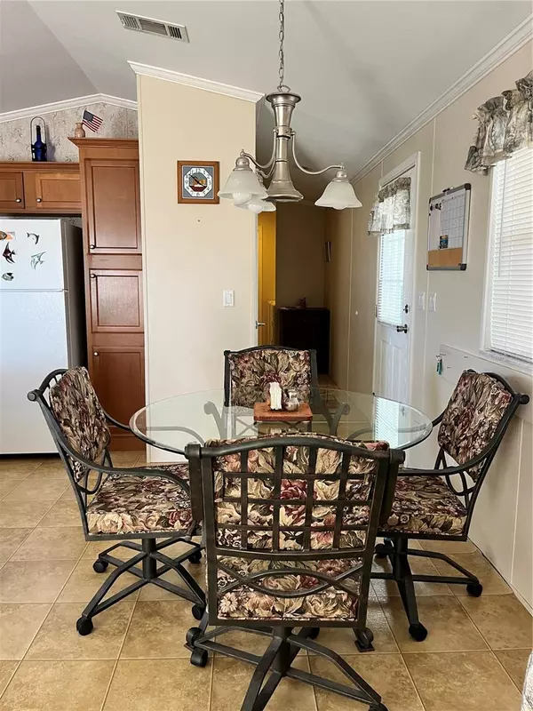 St Petersburg, FL 33702,7245 MOUNT FAIRFIELD RD NE #539