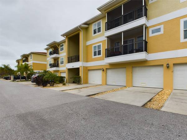 5065 ROYAL PALMS WAY #202,  New Port Richey,  FL 34652