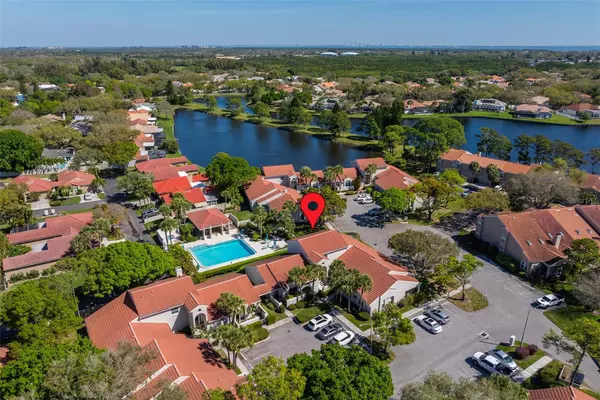 St Petersburg, FL 33703,590 ANDORRA CT NE