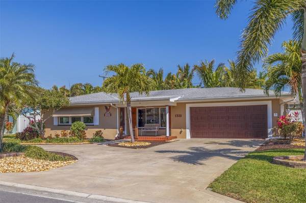 1322 ROBIN RD S, St Petersburg, FL 33707