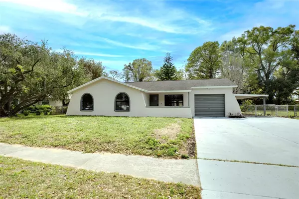 Seffner, FL 33584,216 CLAIRE DR