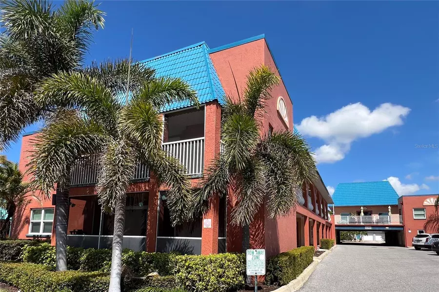 17035 GULF BLVD #117, North Redington Beach, FL 33708