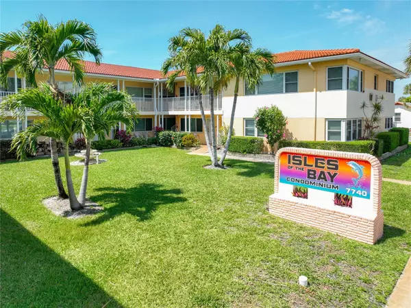 St Pete Beach, FL 33706,7740 BOCA CIEGA DR #209