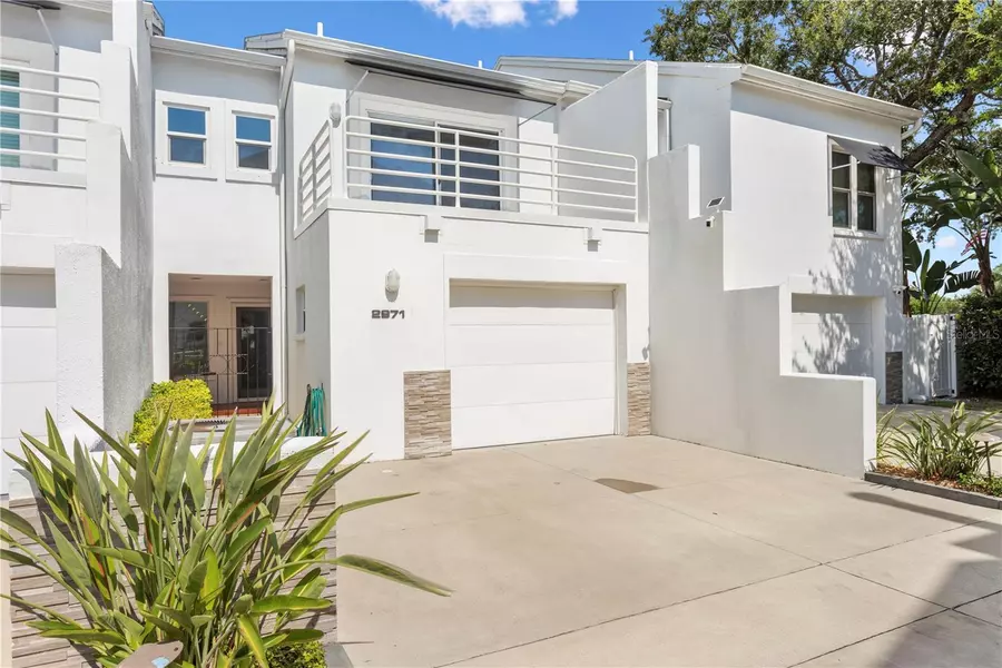 2971 W KNIGHTS AVE, Tampa, FL 33611