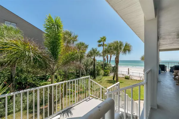 North Redington Beach, FL 33708,16850 GULF BLVD #10