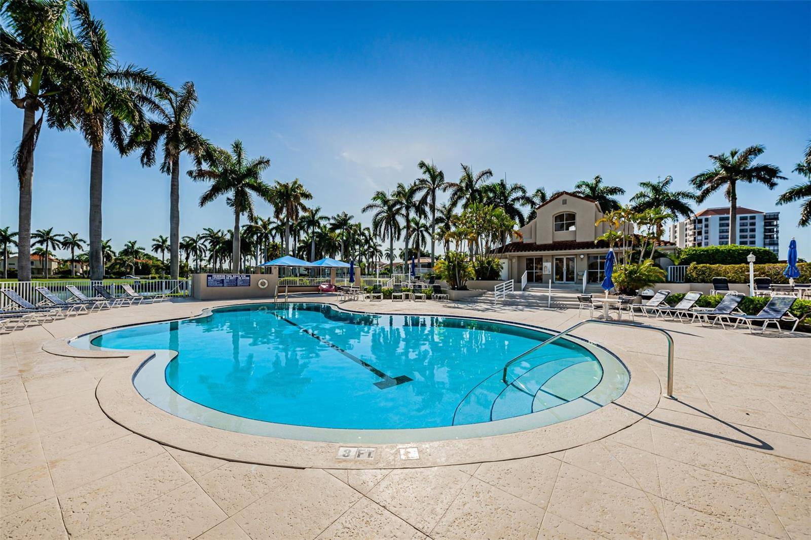 St Petersburg, FL 33715,6000 BAHIA DEL MAR CIR #130