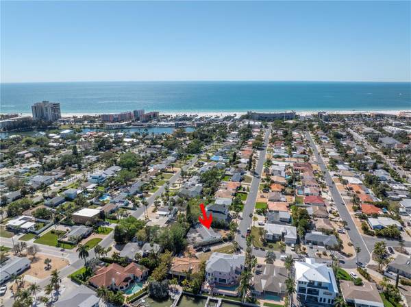 236 45TH AVE, St Pete Beach, FL 33706