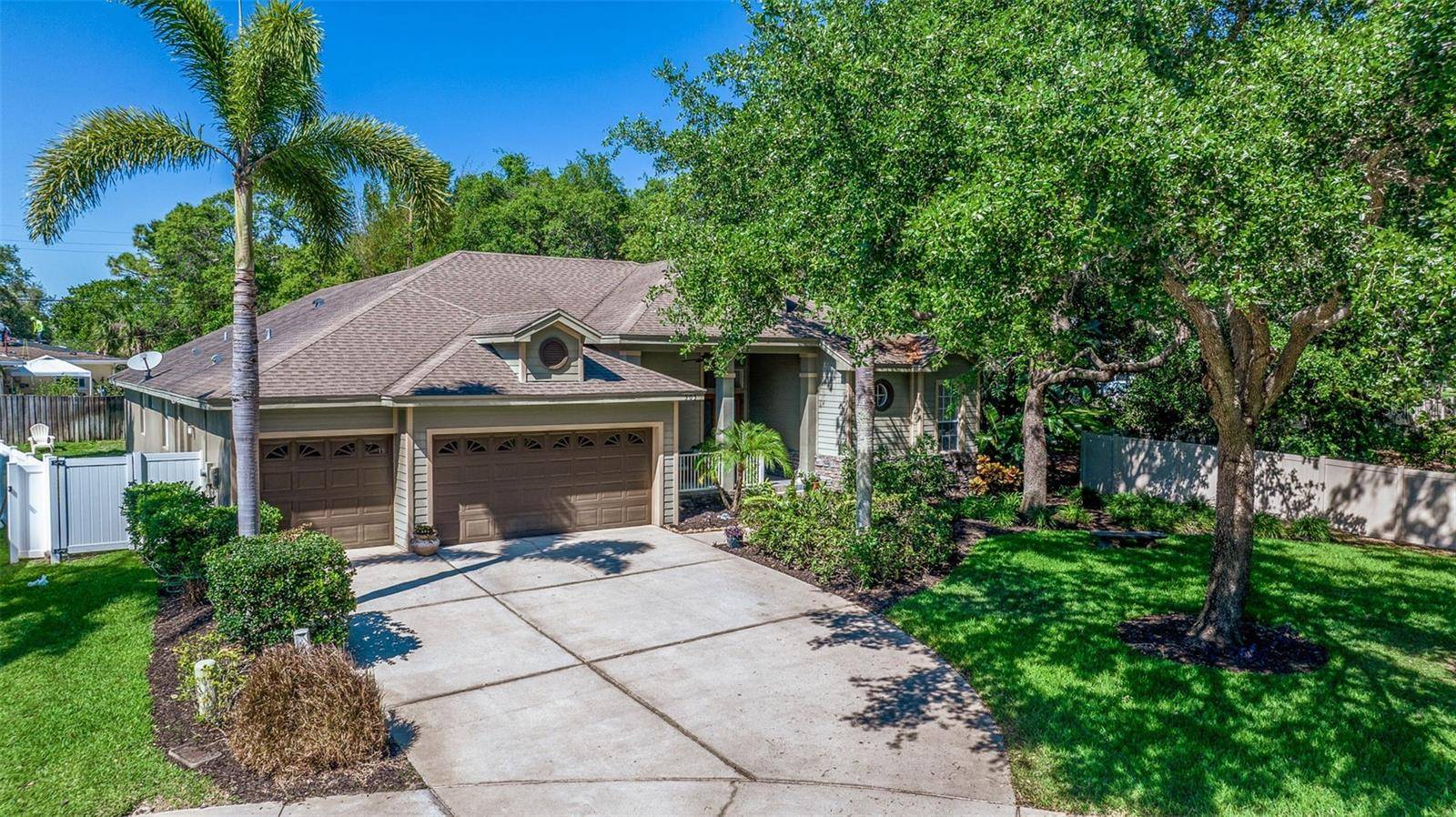 303 CHARLESTON AVE, Crystal Beach, FL 34681