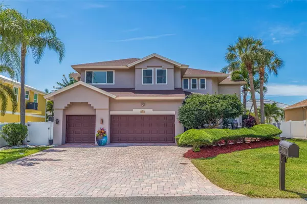 875 PONCE DE LEON DR, Tierra Verde, FL 33715