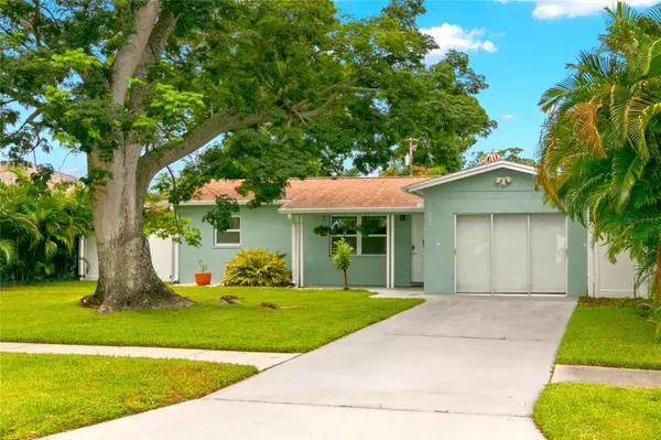 1835 OREGON AVE NE, St Petersburg, FL 33703