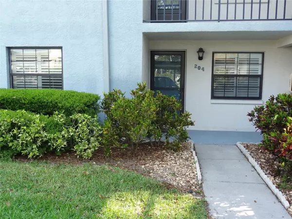 11800 PARK BLVD #204, Seminole, FL 33772