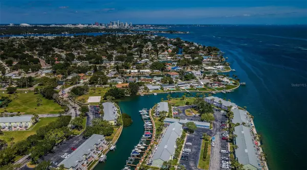 Saint Petersburg, FL 33705,4749 COQUINA KEY DR SE