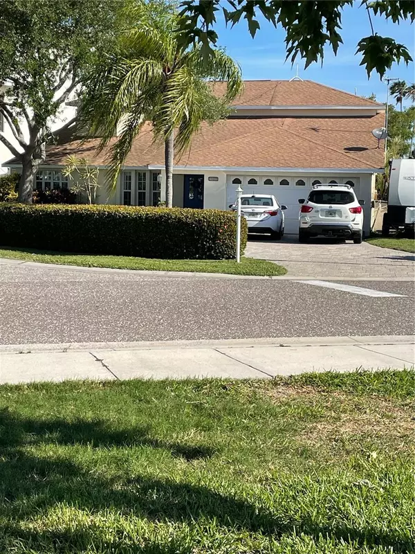 17601 STERLING TER, Redington Shores, FL 33708