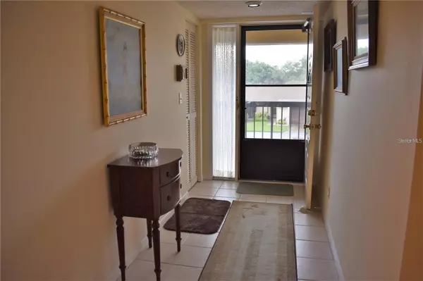 Tarpon Springs, FL 34689,1716 GOLFVIEW DR #1716