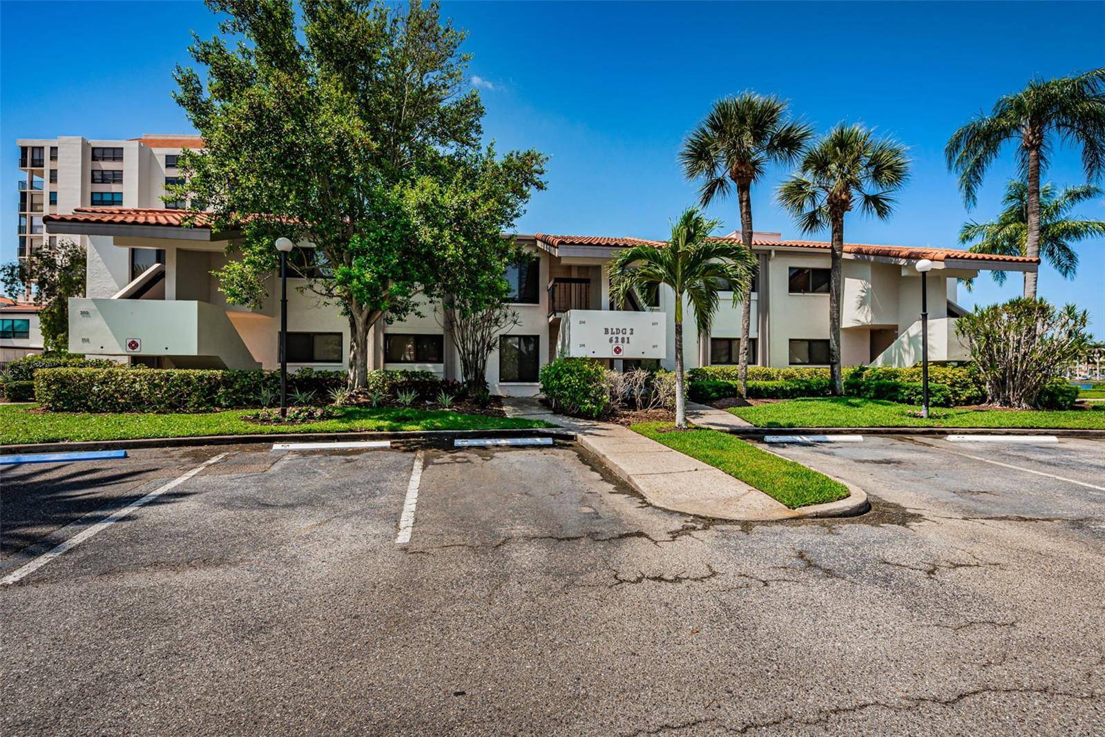 St Petersburg, FL 33715,Address not disclosed