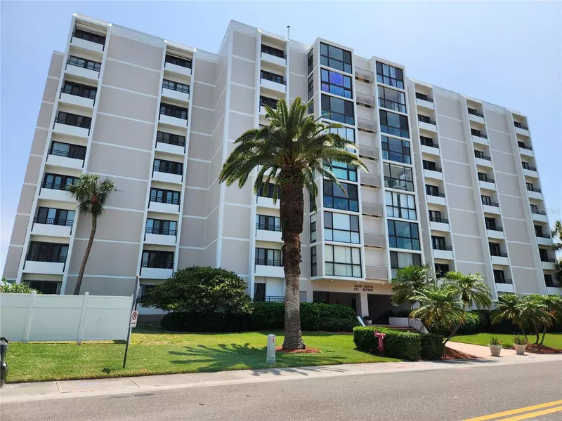 851 BAYWAY BLVD #205, Clearwater Beach, FL 33767