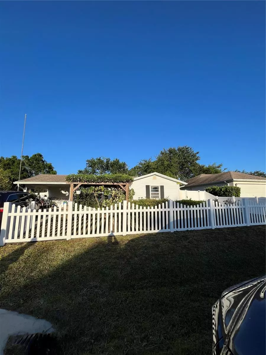 Sebastian, FL 32958,421 OAK ST