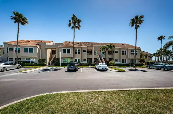 6080 BAHIA DEL MAR CIR #111, St Petersburg, FL 33715