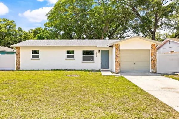 8634 68TH ST N, Pinellas Park, FL 33782