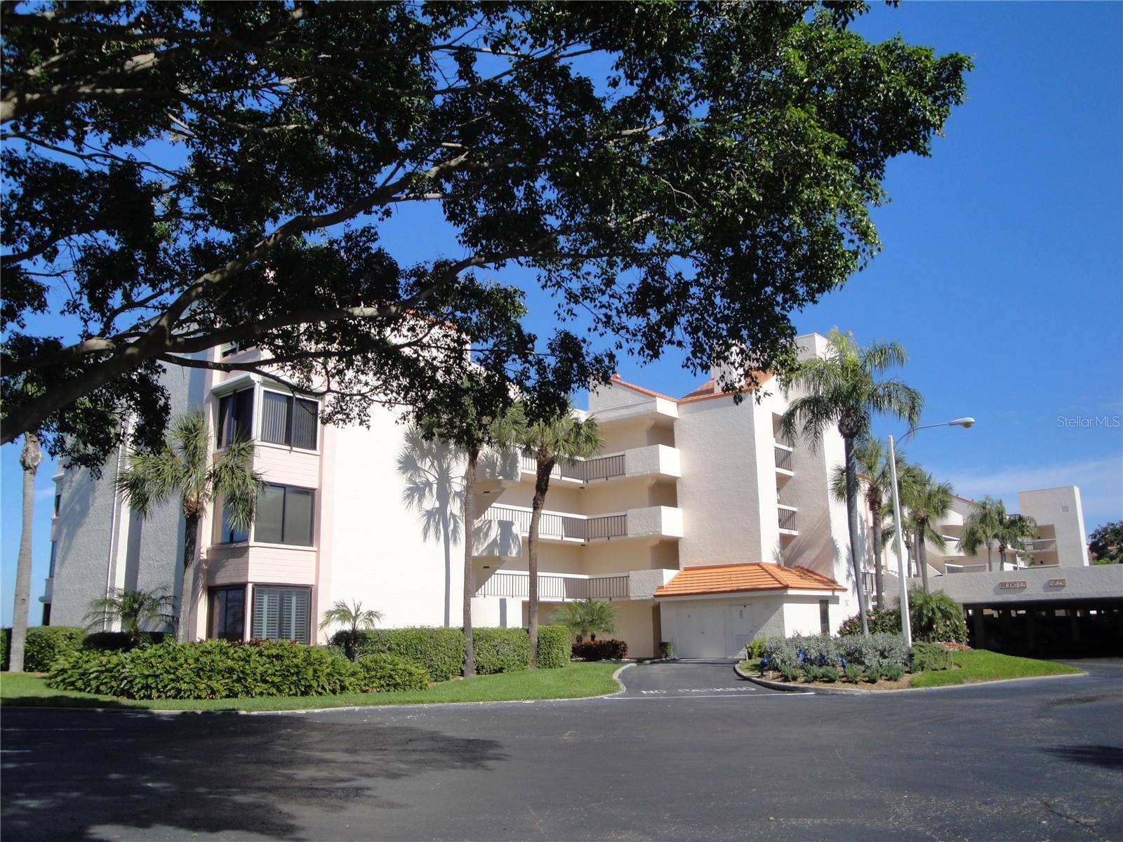 St Petersburg, FL 33715,5541 LA PUERTA DEL SOL BLVD #413