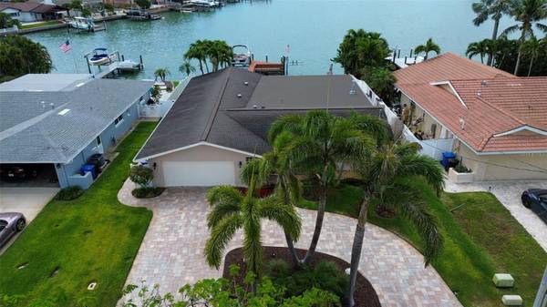 1088 79TH ST S, St Petersburg, FL 33707
