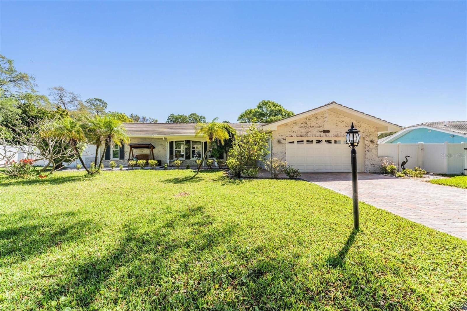 1001 GROVEWOOD CT, Clearwater, FL 33764
