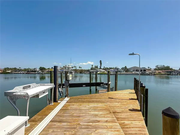 St Pete Beach, FL 33706,240 N JULIA CIR
