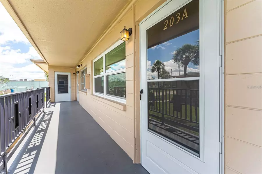 200 36TH AVE N #203A, St Petersburg, FL 33704