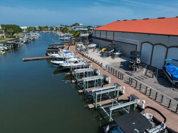 Dunedin, FL 34698,2400 BAYSHORE BLVD