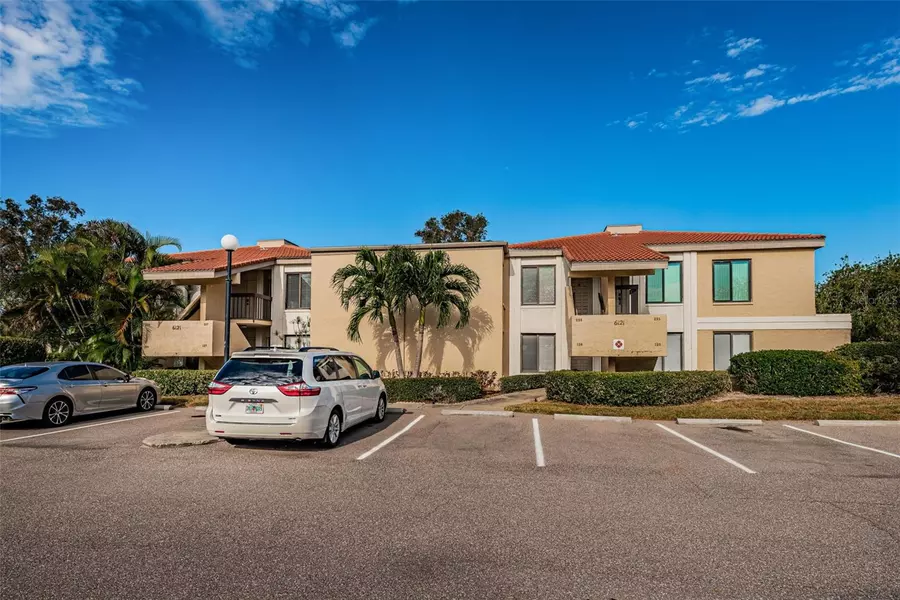 6113 PALMA DEL MAR BLVD S #221, Saint Petersburg, FL 33715