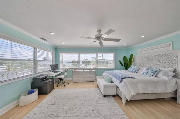 Madeira Beach, FL 33708,13004 BOCA CIEGA AVE