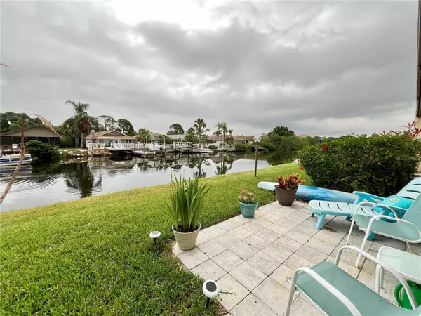 New Port Richey, FL 34652,4533 MARINE Pkwy #102