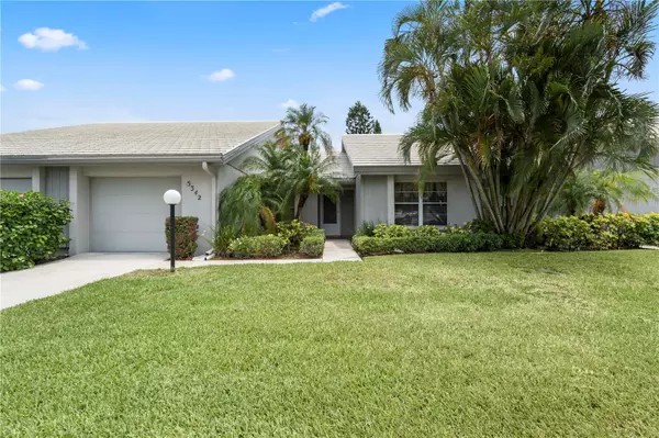 5342 CRESTLAKE BLVD #146, Sarasota, FL 34233