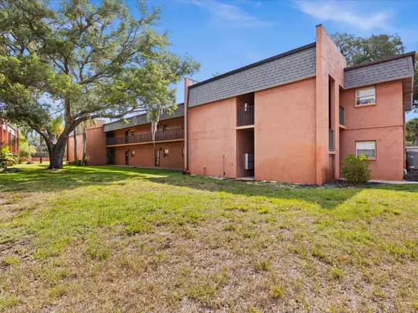 4805 ALT 19 #412,  Palm Harbor,  FL 34683