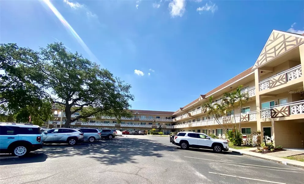 2311 BRISBANE ST #21, Clearwater, FL 33763