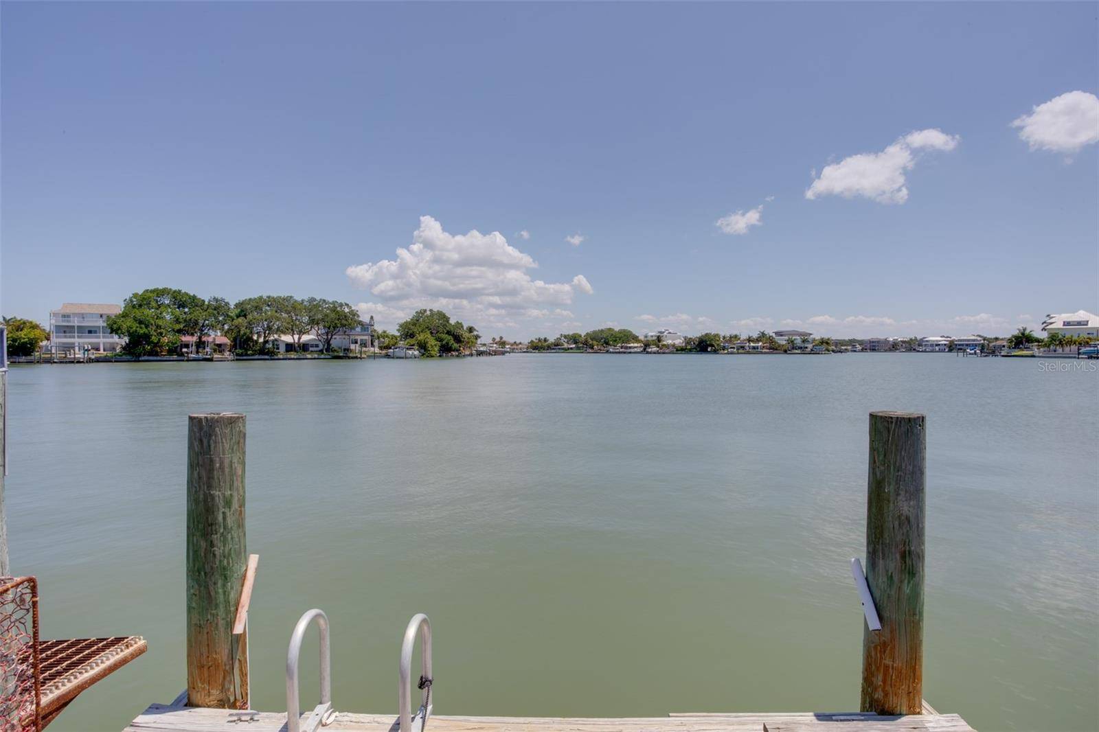 Indian Rocks Beach, FL 33785,454 HARBOR DR S